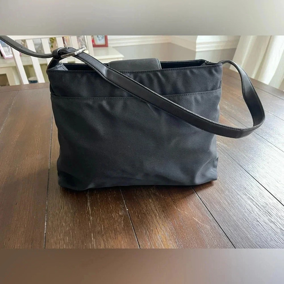 Vintage Coach shoulder bag - Picture 9 of 13